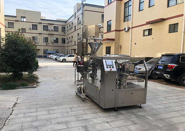 炸雞裹粉包裝機設備