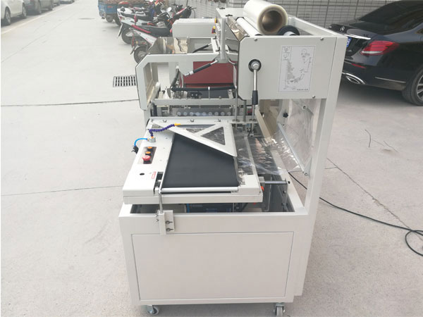 全自動餐具包裝機